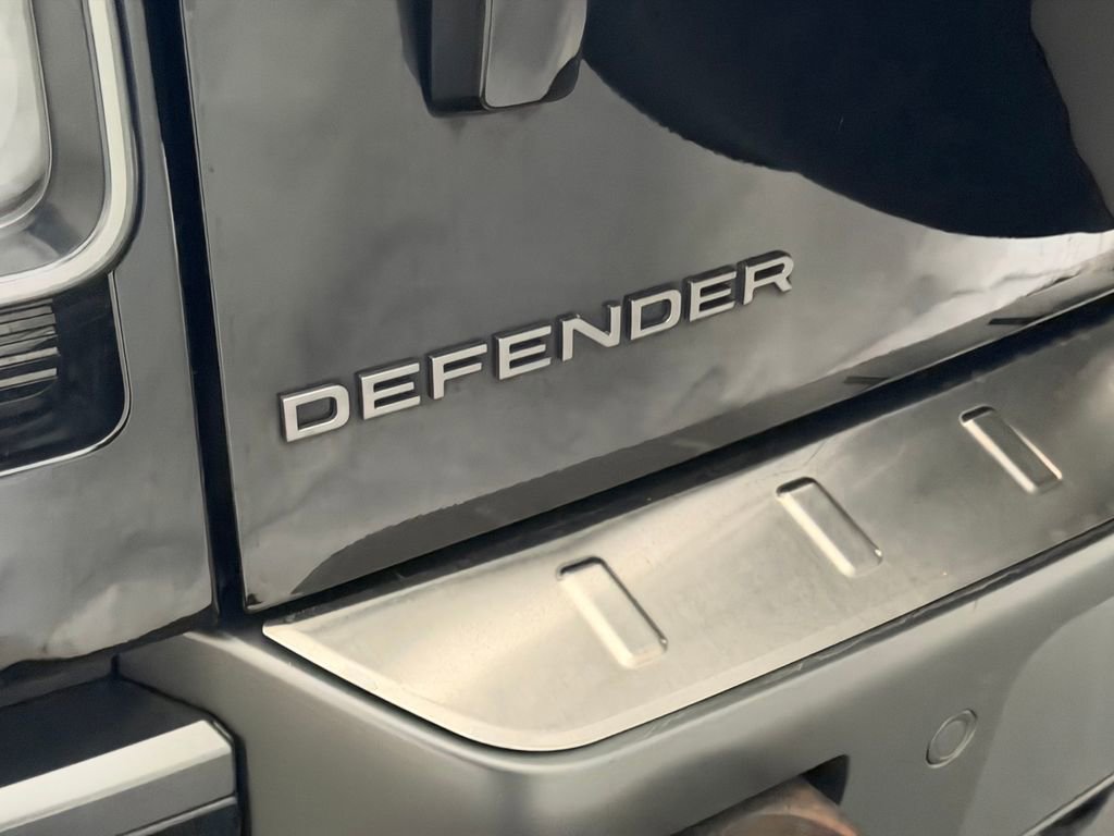 Used 2023 Land Rover Defender 110 Carpathian Edition AWD/4WD image 26
