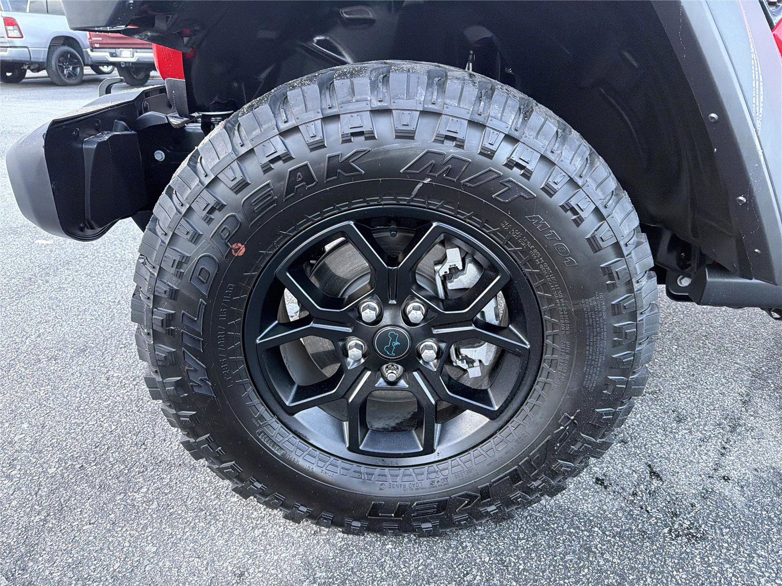 Used 2025 Jeep Wrangler Willys image 11