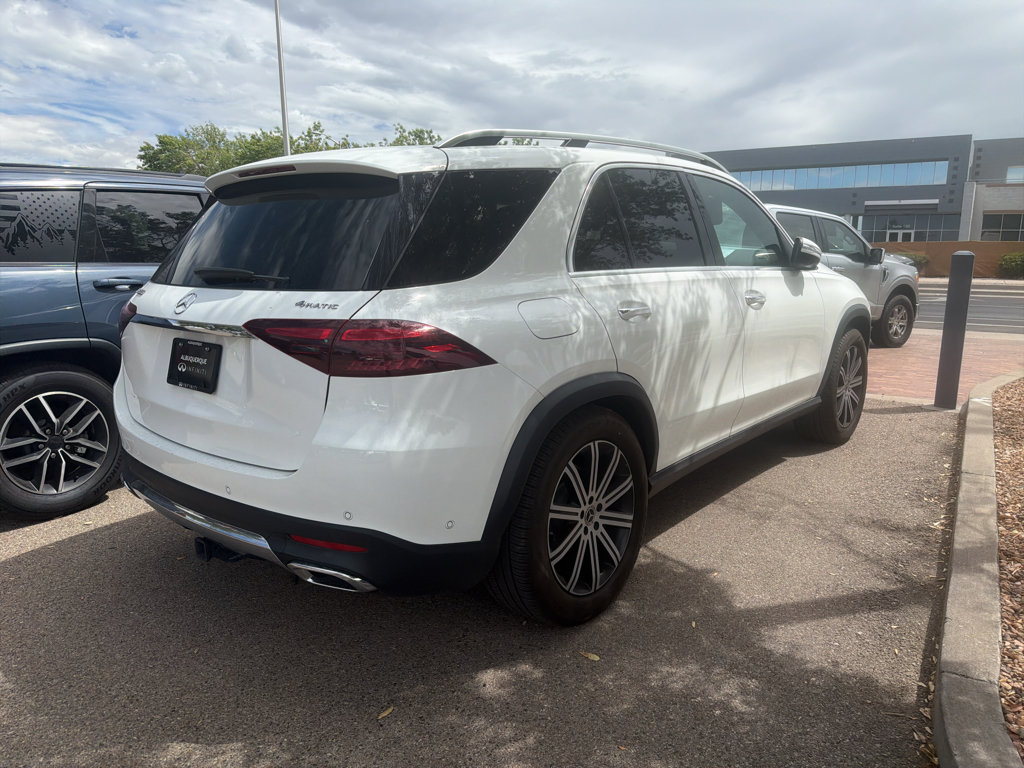 Used 2024 Mercedes-Benz GLE 350 4MATIC image 4