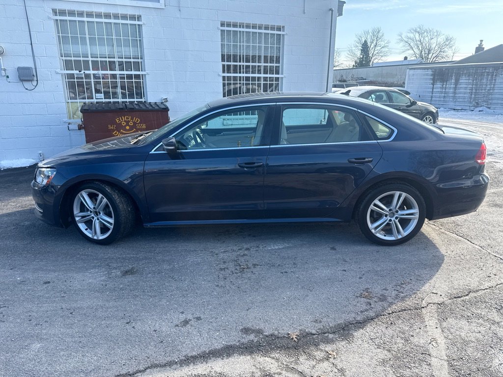 Used 2015 Volkswagen Passat TDI SE image 5