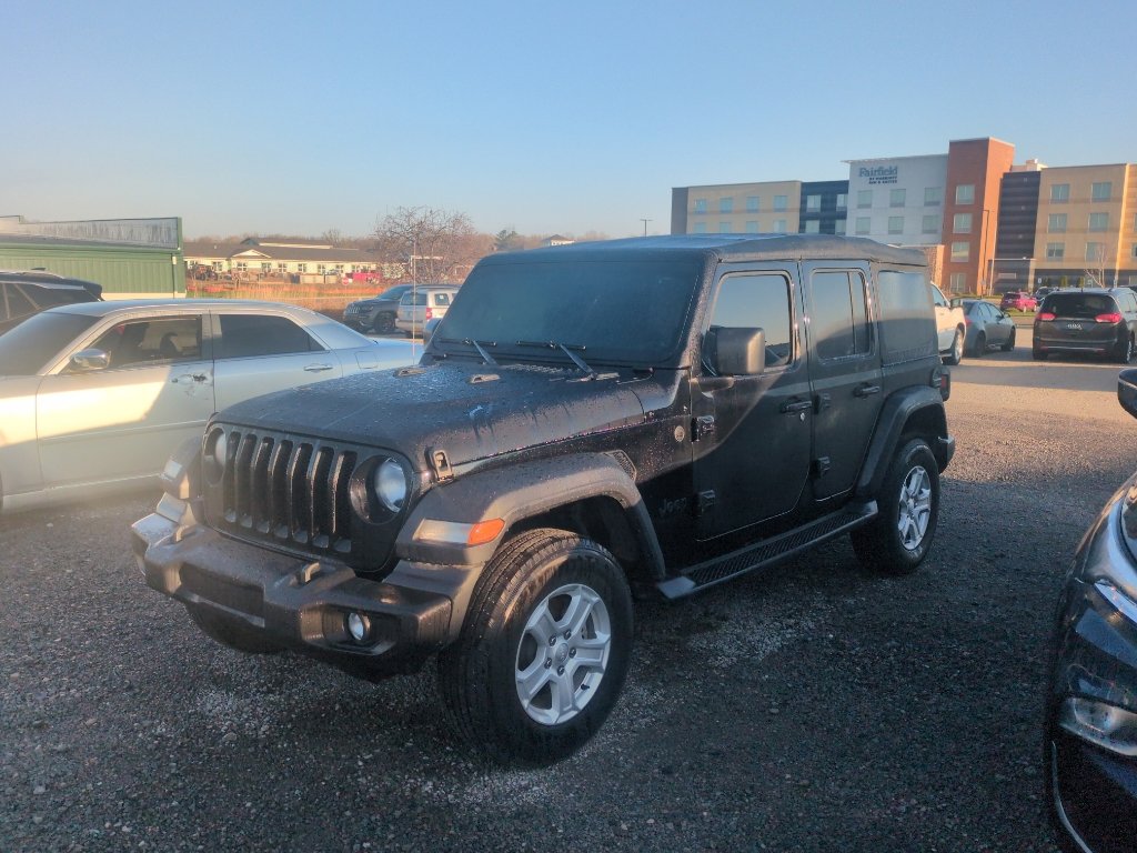 Used 2022 Jeep Wrangler Unlimited Sport image 1