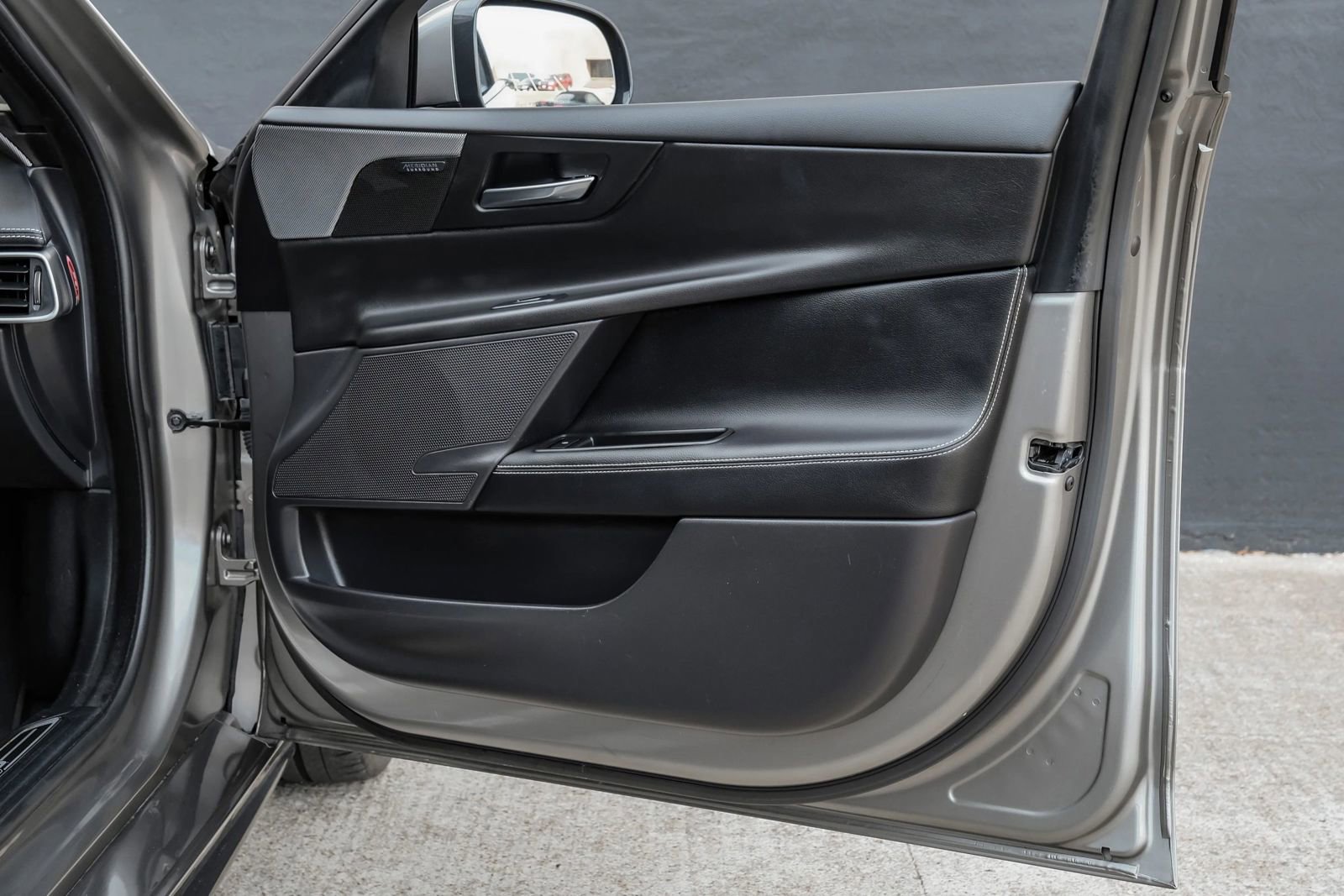 Used 2019 Jaguar XE S image 56