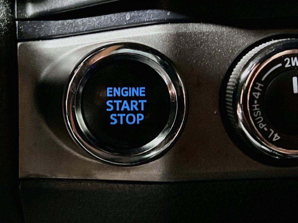 Used 2019 Toyota Tacoma TRD Sport AWD/4WD image 19