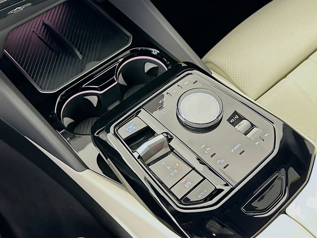 New 2026 BMW i5 eDrive40 w/ M Sport Package image 15