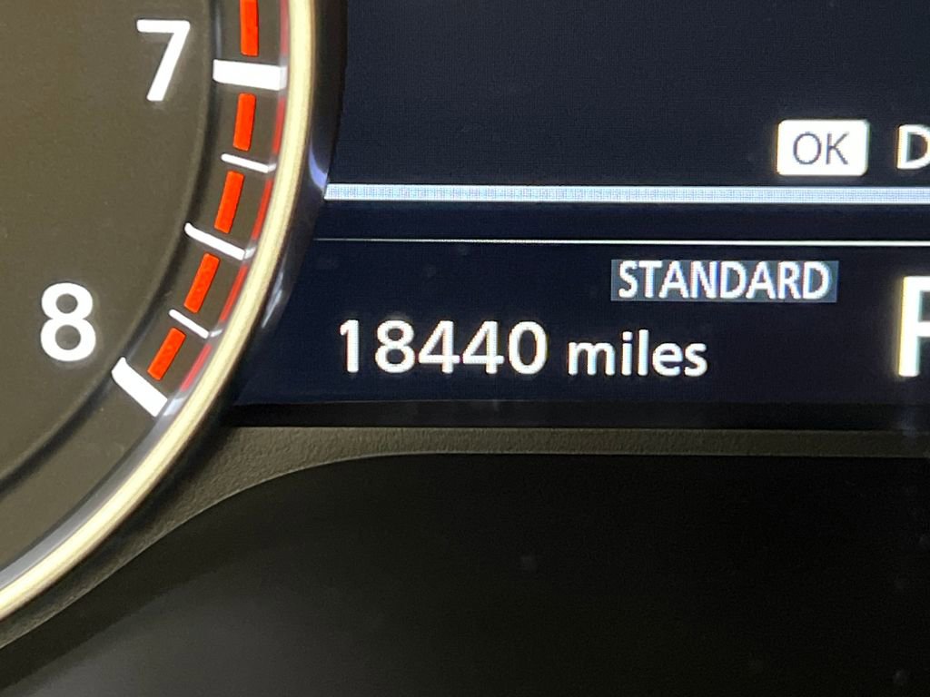 Used 2025 Nissan Pathfinder SL image 47