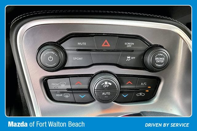 Used 2019 Dodge Challenger SXT RWD image 21