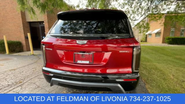 Used 2026 Cadillac Vistiq Sport w/ LPO, Floor Liner Package AWD/4WD image 7