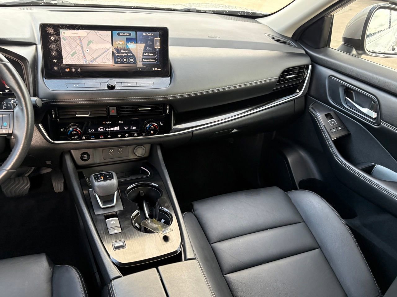 Certified 2024 Nissan Rogue SL w/ SL Premium Package FWD image 14