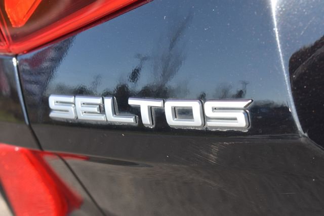 Certified 2023 Kia Seltos LX image 16