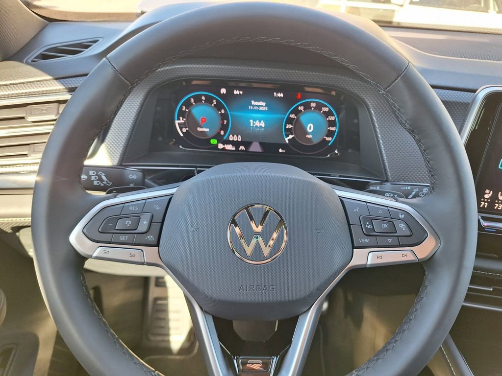 New 2026 Volkswagen Atlas Cross Sport SEL Premium R-Line image 16