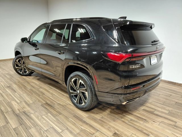 Used 2025 Buick Enclave Sport Touring image 23