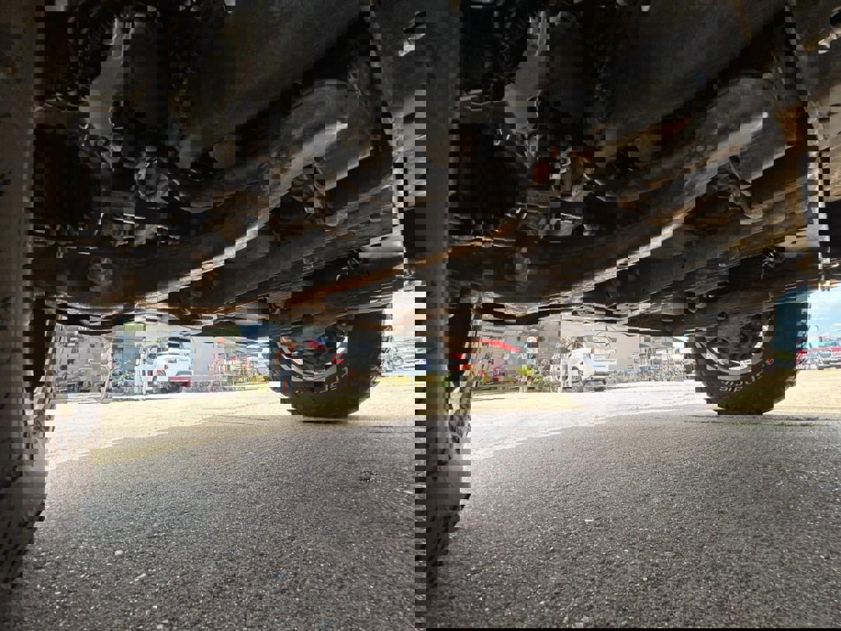 Used 2016 Land Rover LR4 image 42