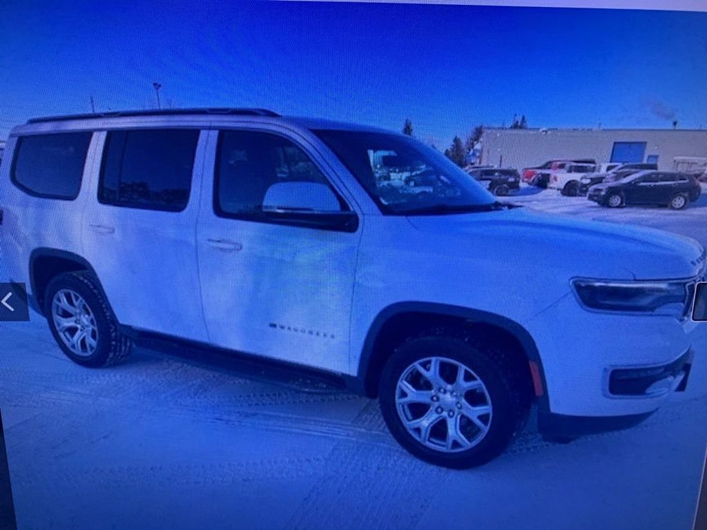 Used 2022 Jeep Wagoneer Series II image 6