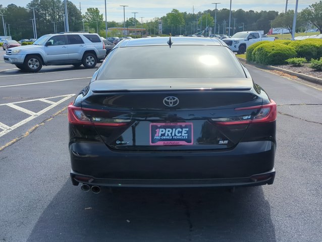 Used 2025 Toyota Camry SE FWD image 7