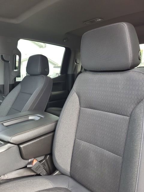 Used 2019 Chevrolet Silverado 1500 LT Trail Boss image 4