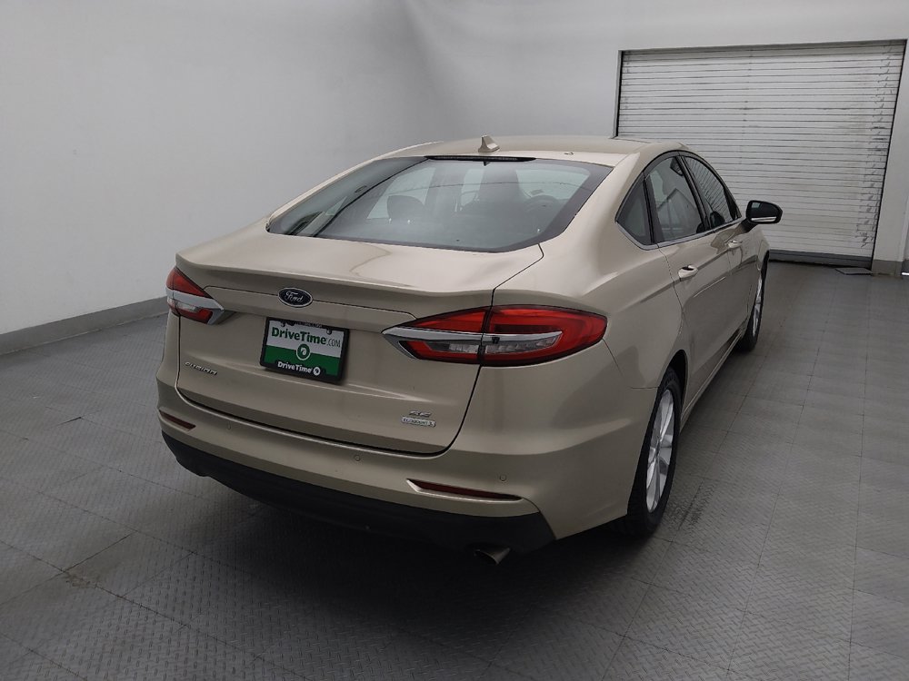 Used 2019 Ford Fusion SE FWD image 7