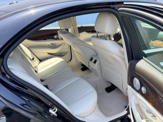 Used 2017 Mercedes-Benz E 300 image 17