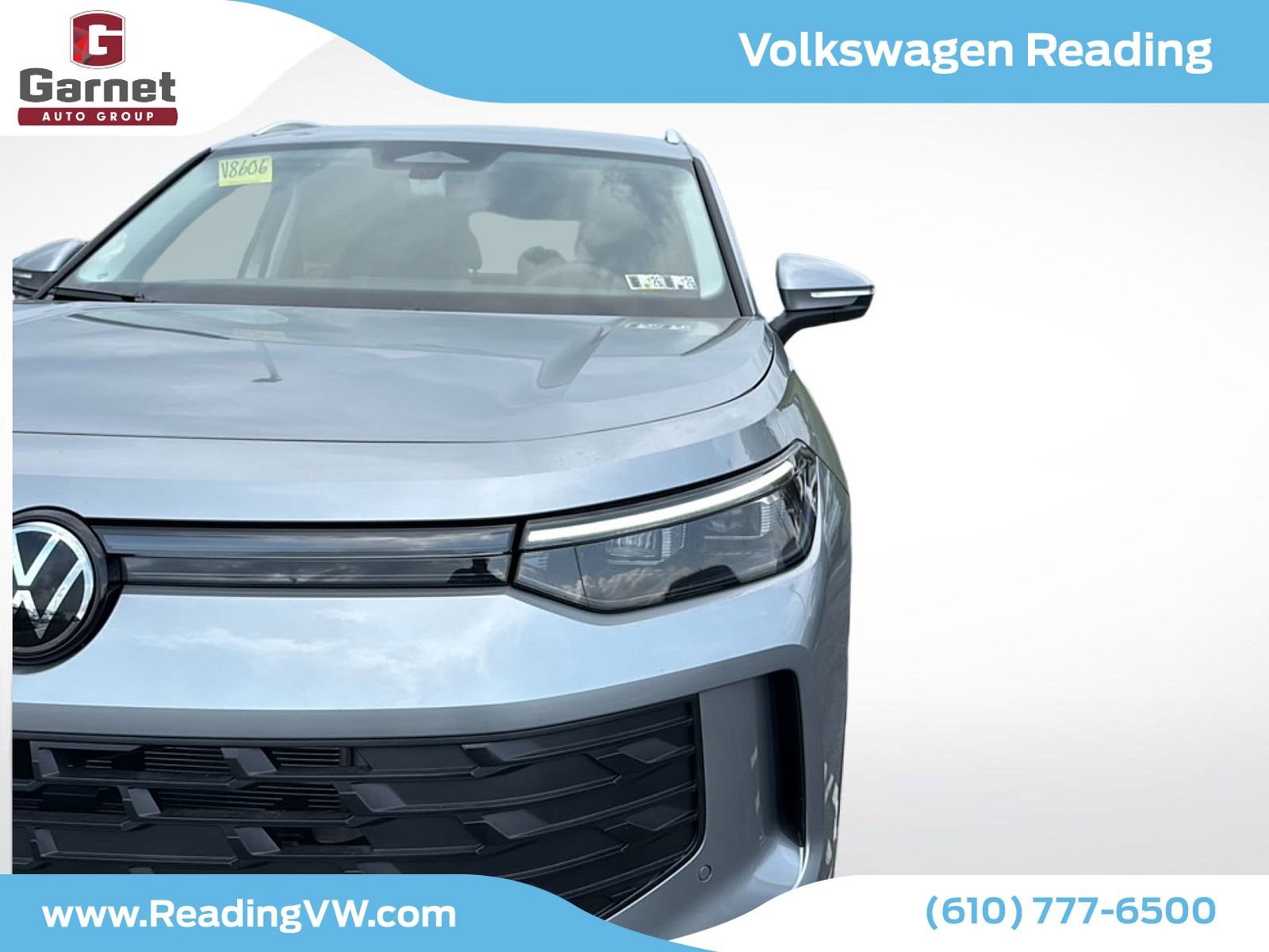 New 2025 Volkswagen Tiguan SE image 9