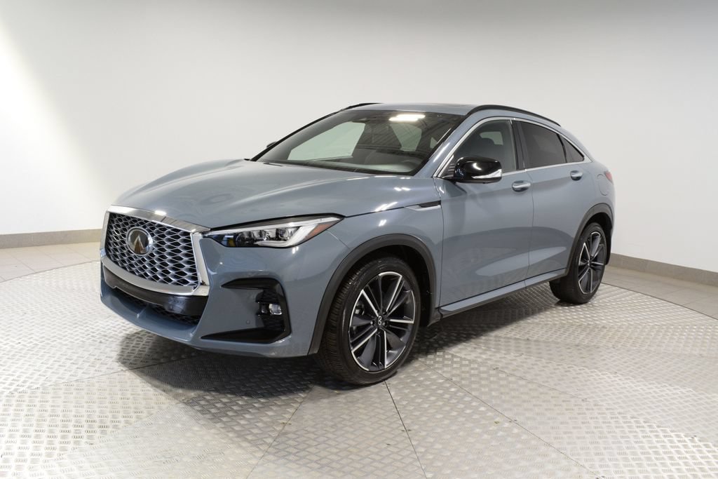 Certified 2023 INFINITI QX55 Essential AWD/4WD image 3