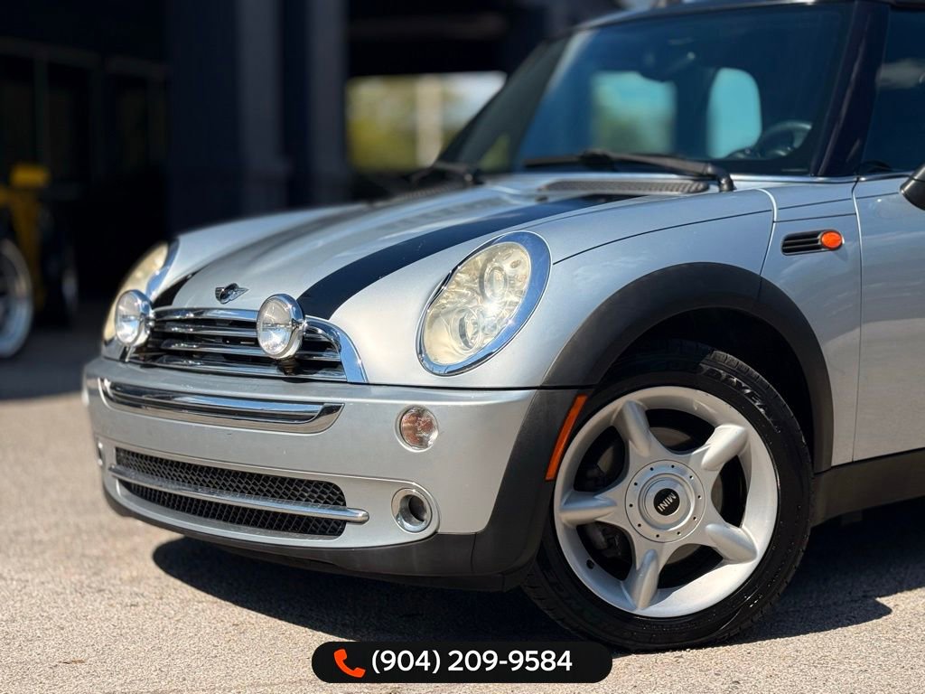 Used 2005 MINI Cooper Convertible image 2