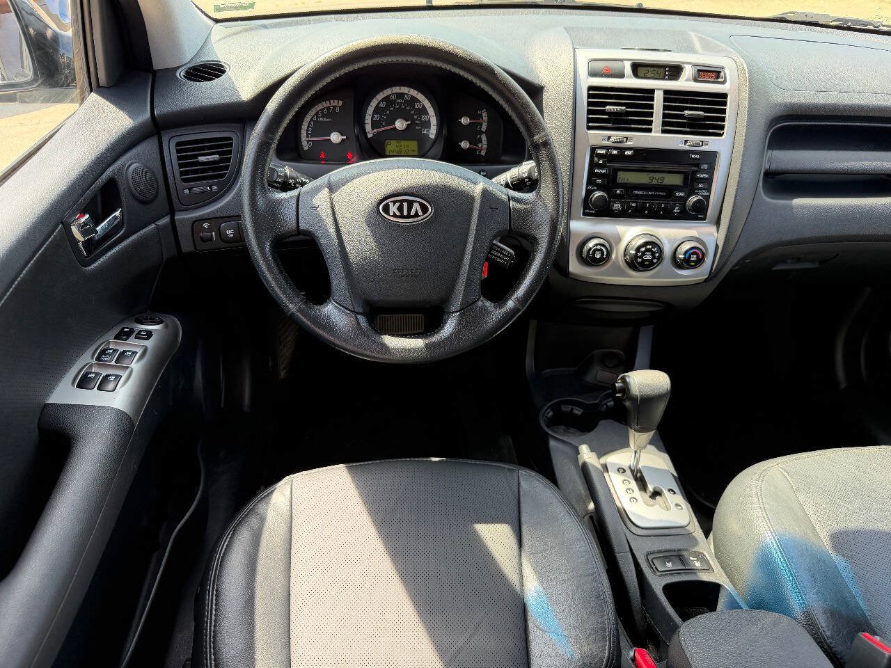 Used 2008 Kia Sportage EX w/ Luxury Pkg FWD image 14