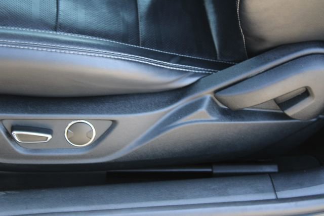 Used 2018 Ford Mustang GT Premium w/ Equipment Group 401A RWD image 33