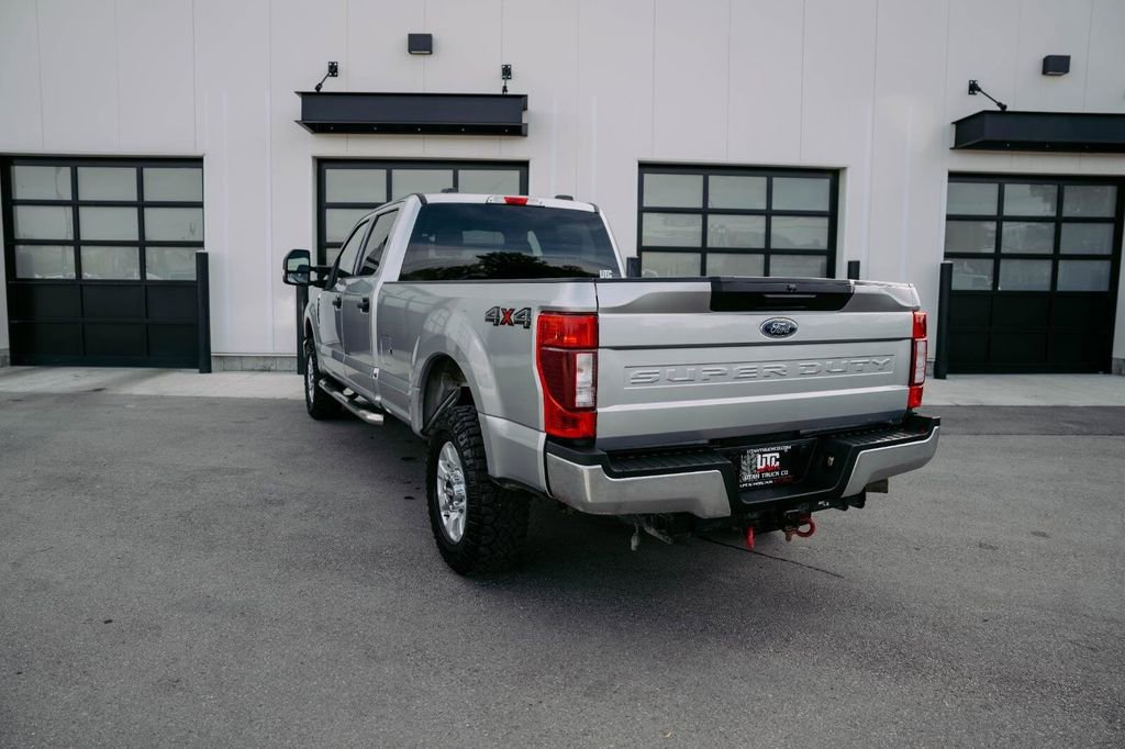 Used 2022 Ford F350 XLT image 5