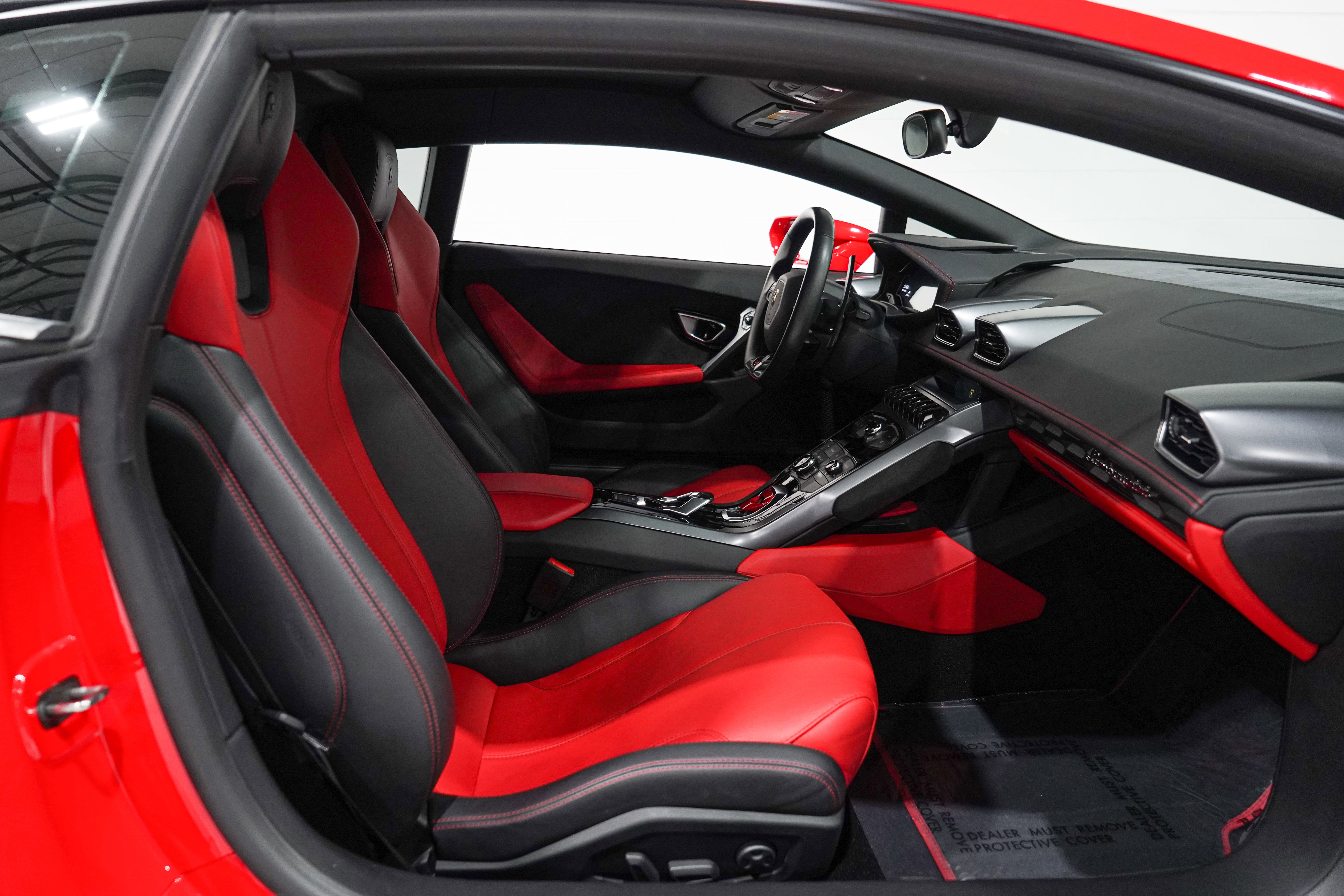 Used 2015 Lamborghini Huracan LP 610-4 AWD/4WD image 16
