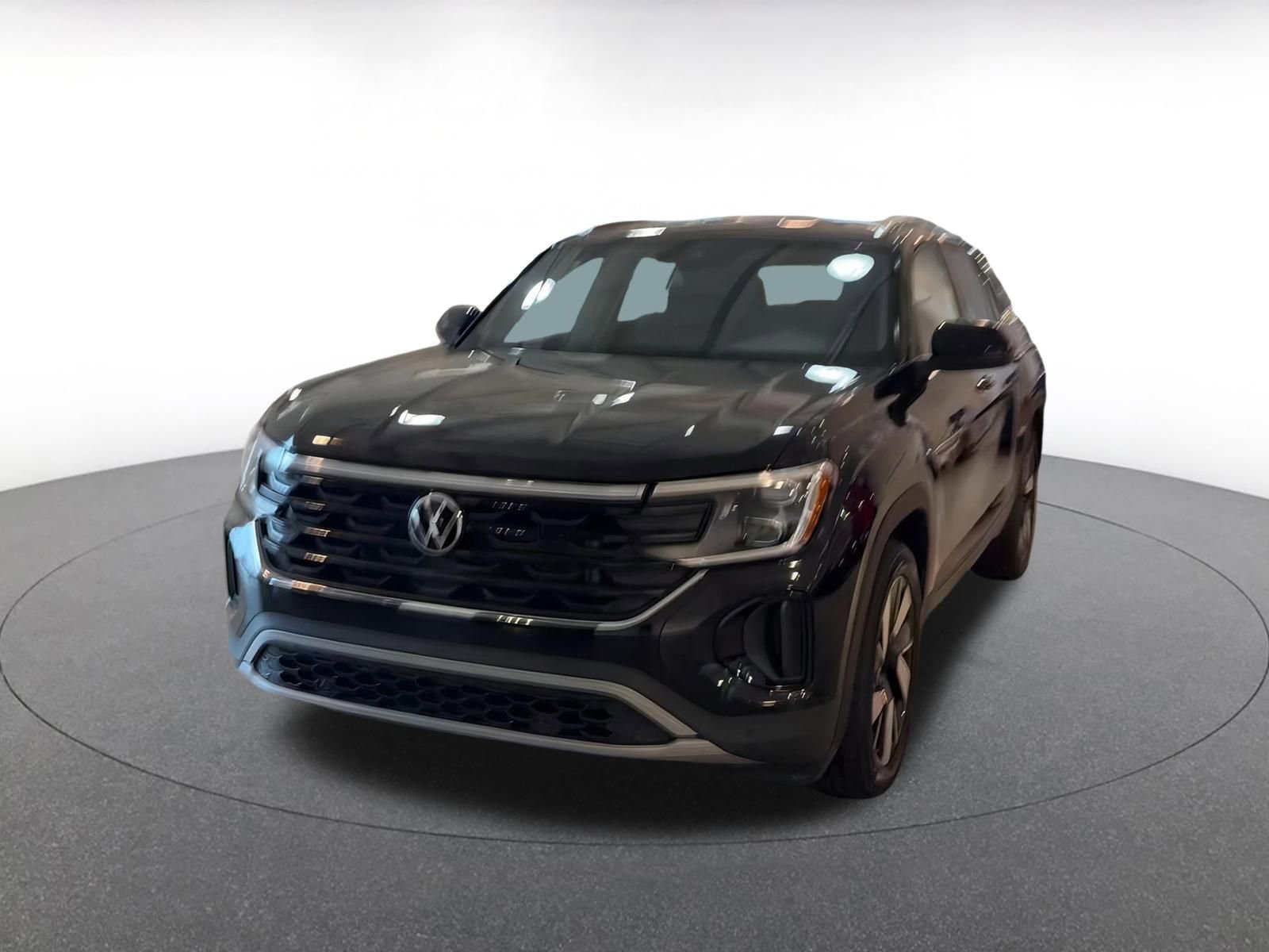 Used 2025 Volkswagen Atlas Cross Sport SE image 7