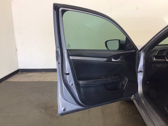 Used 2019 Honda Civic Sport image 11