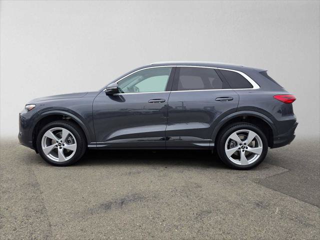 Certified 2025 Audi Q5 Premium Plus w/ Premium Plus AWD/4WD image 6