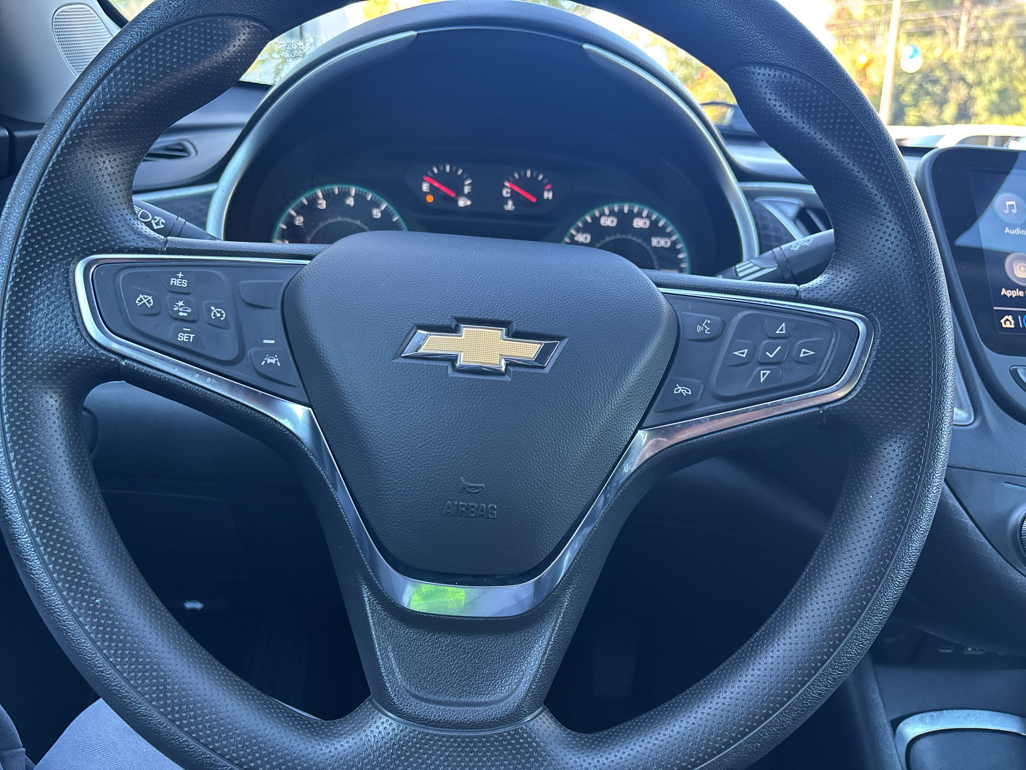 Used 2025 Chevrolet Malibu LT FWD image 11