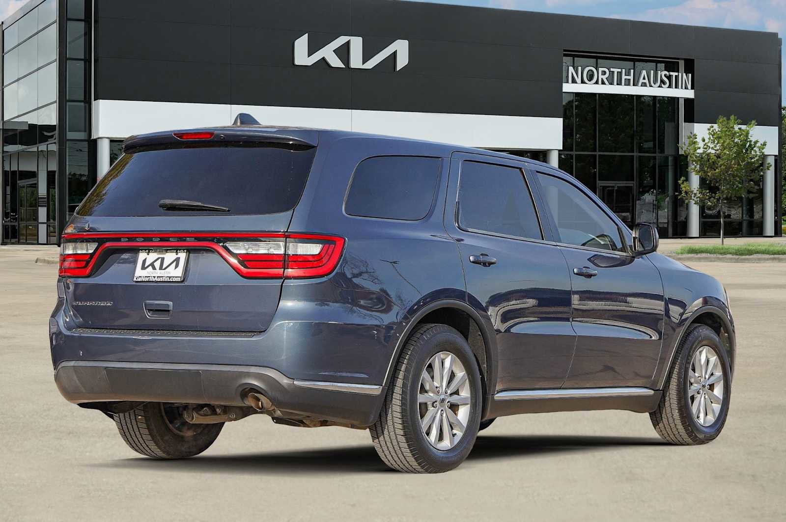 Used 2020 Dodge Durango SXT w/ 3rd Row Seating Group image 6