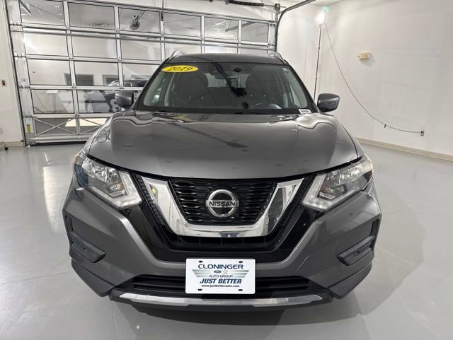 Used 2019 Nissan Rogue SV AWD/4WD image 2