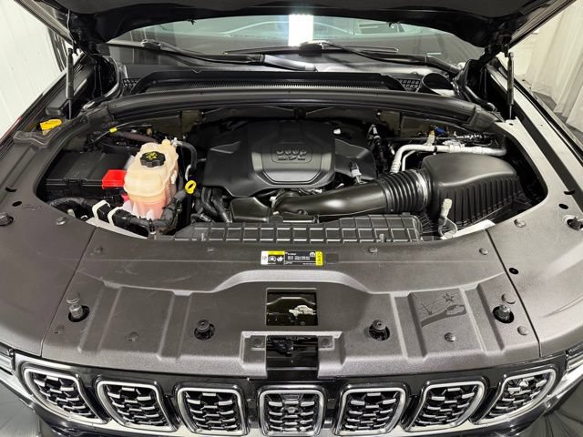 Used 2022 Jeep Grand Cherokee L Summit AWD/4WD image 30