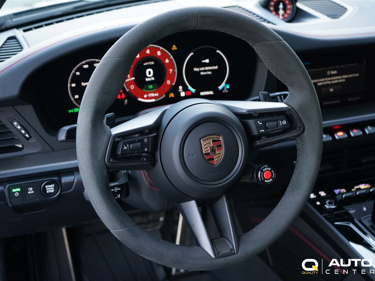Used 2025 Porsche 911 Carrera 4 GTS image 28