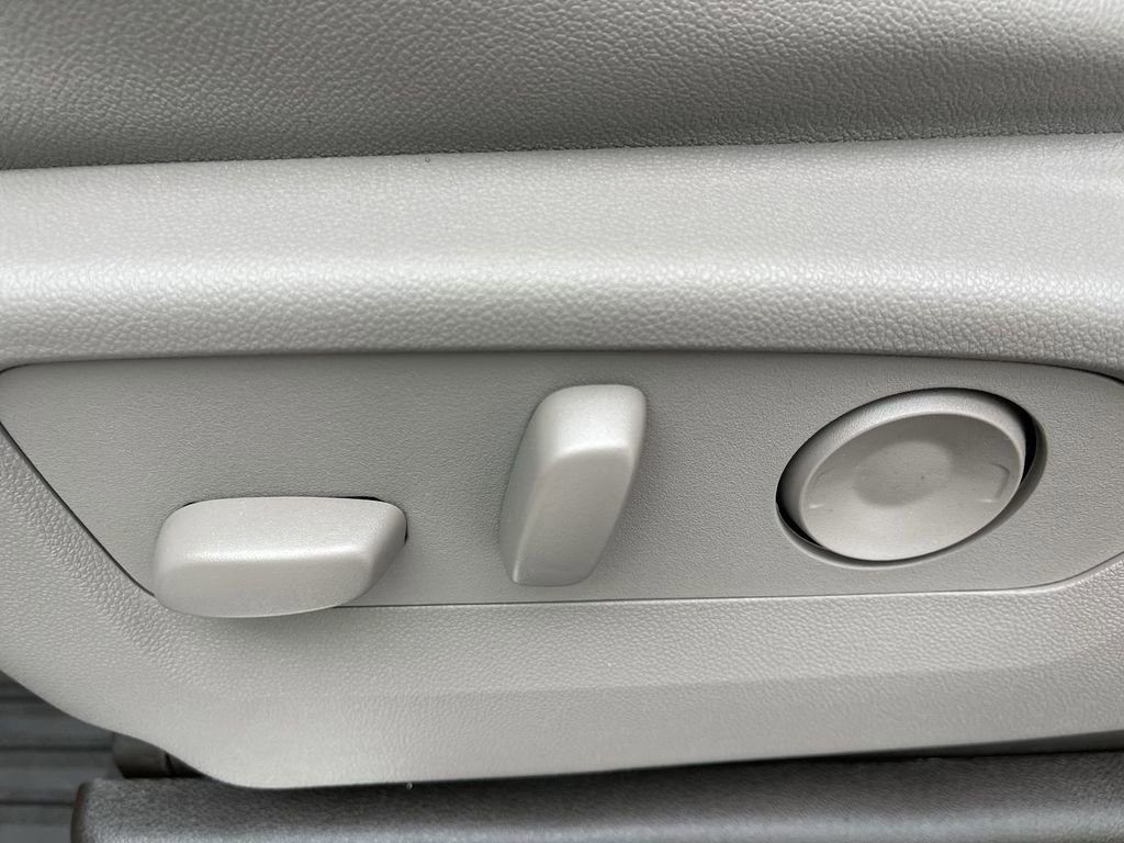 New 2026 Chevrolet Silverado 1500 LTZ w/ LTZ Premium Package image 12