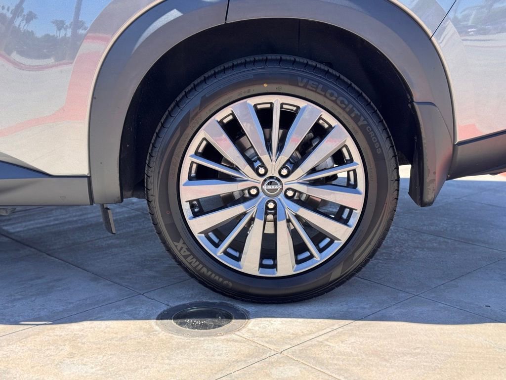 Certified 2024 Nissan Pathfinder SL w/ SL Premium Package image 10