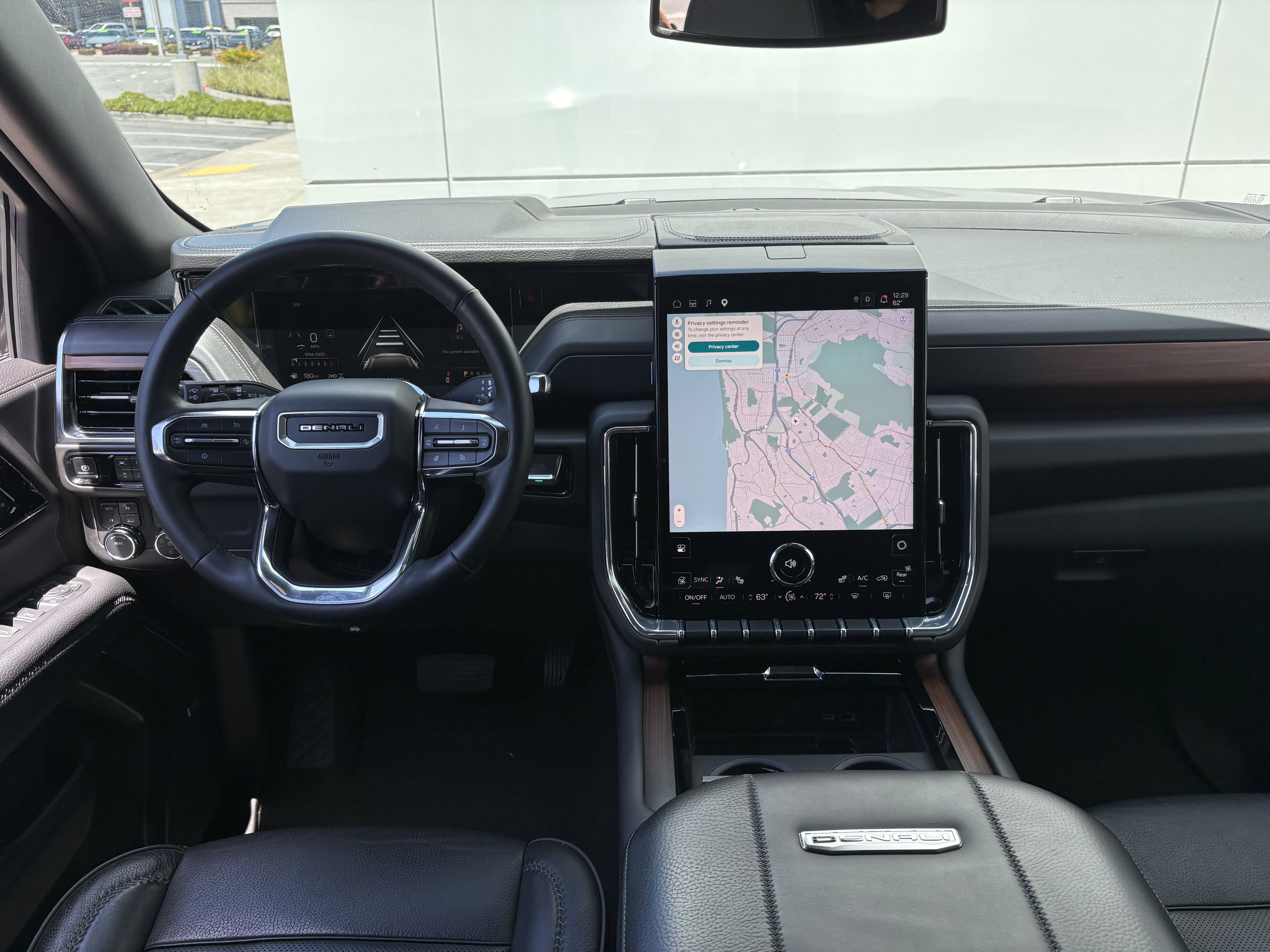 Used 2025 GMC Yukon XL Denali AWD/4WD image 20