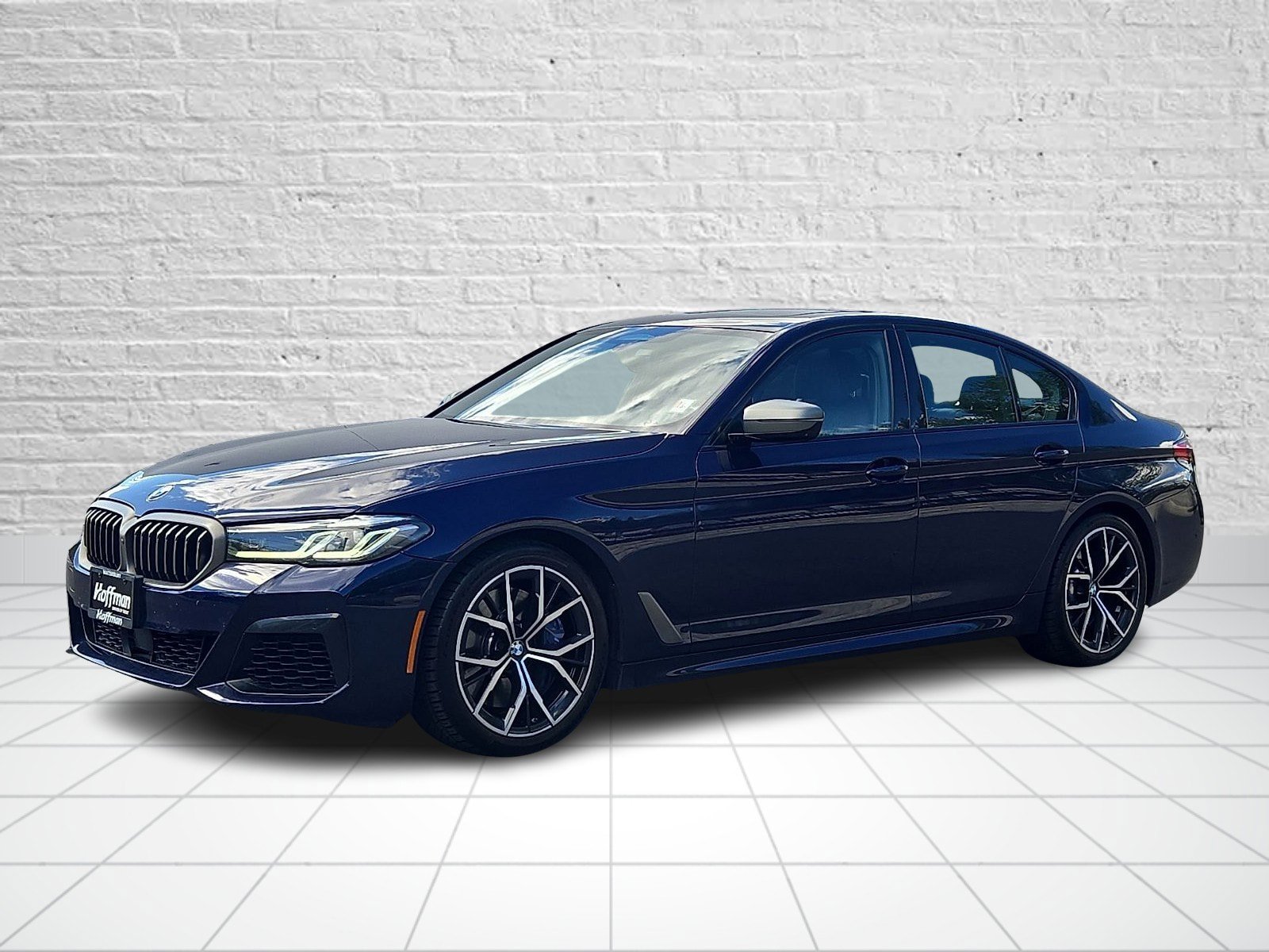 Used 2021 BMW M550i xDrive w/ Dynamic Handling Package AWD/4WD image 3