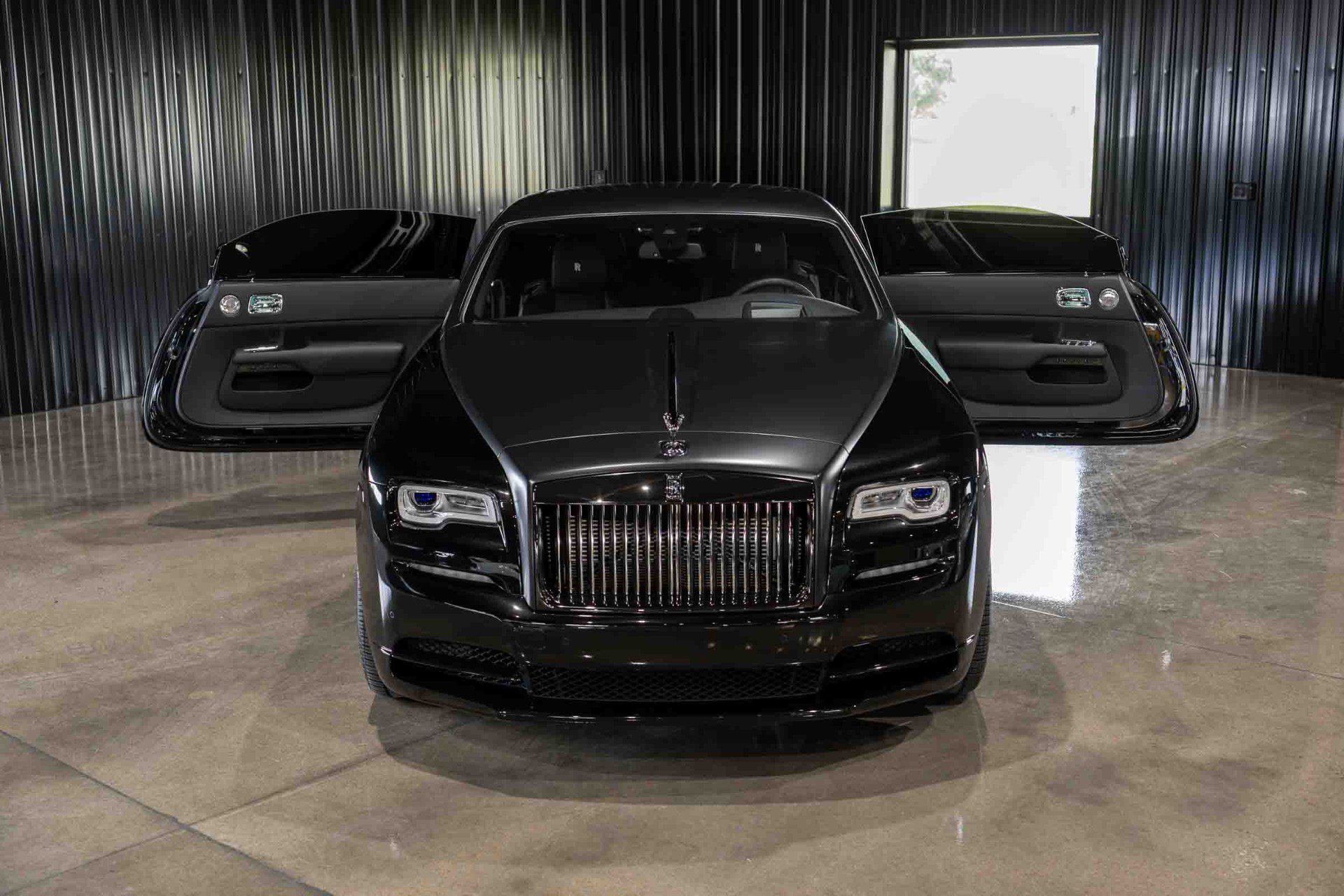 Used 2020 Rolls-Royce Wraith RWD image 4