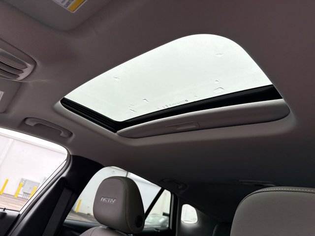 New 2026 Chevrolet Trax ACTIV w/ Sunroof Package image 21