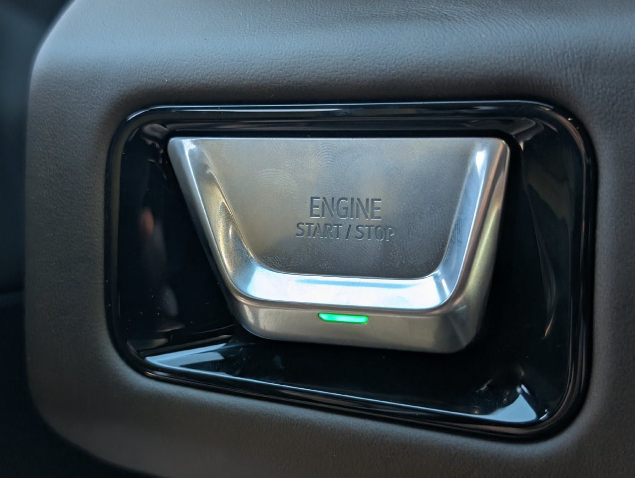 New 2027 GMC Yukon XL Denali Ultimate AWD/4WD image 15