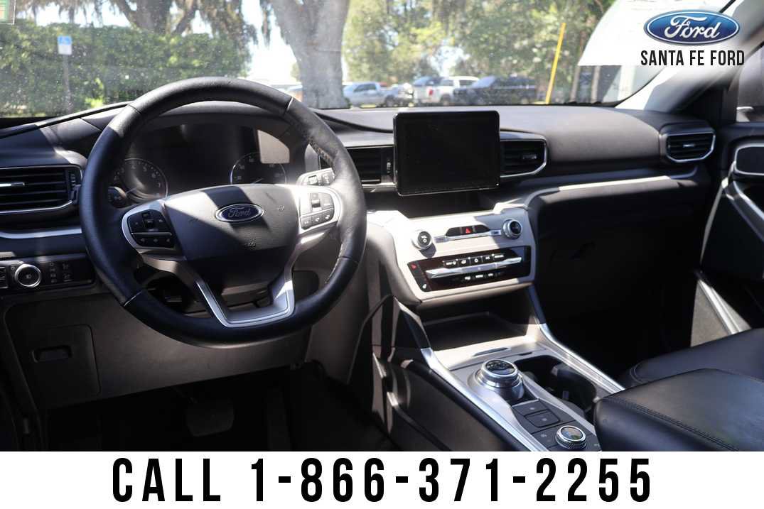 New 2024 Ford Explorer XLT w/ Equipment Group 202A AWD/4WD image 28