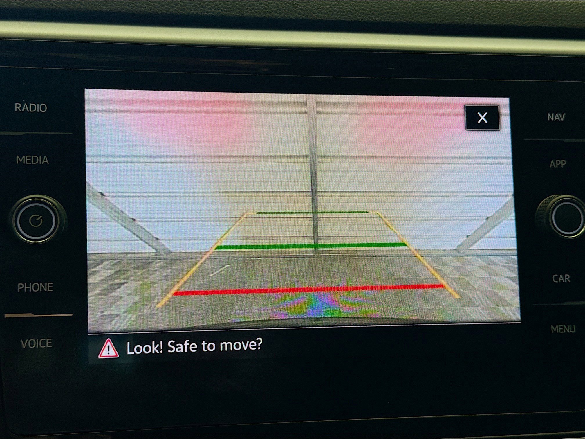 Used 2022 Volkswagen Atlas SEL Premium AWD/4WD image 17