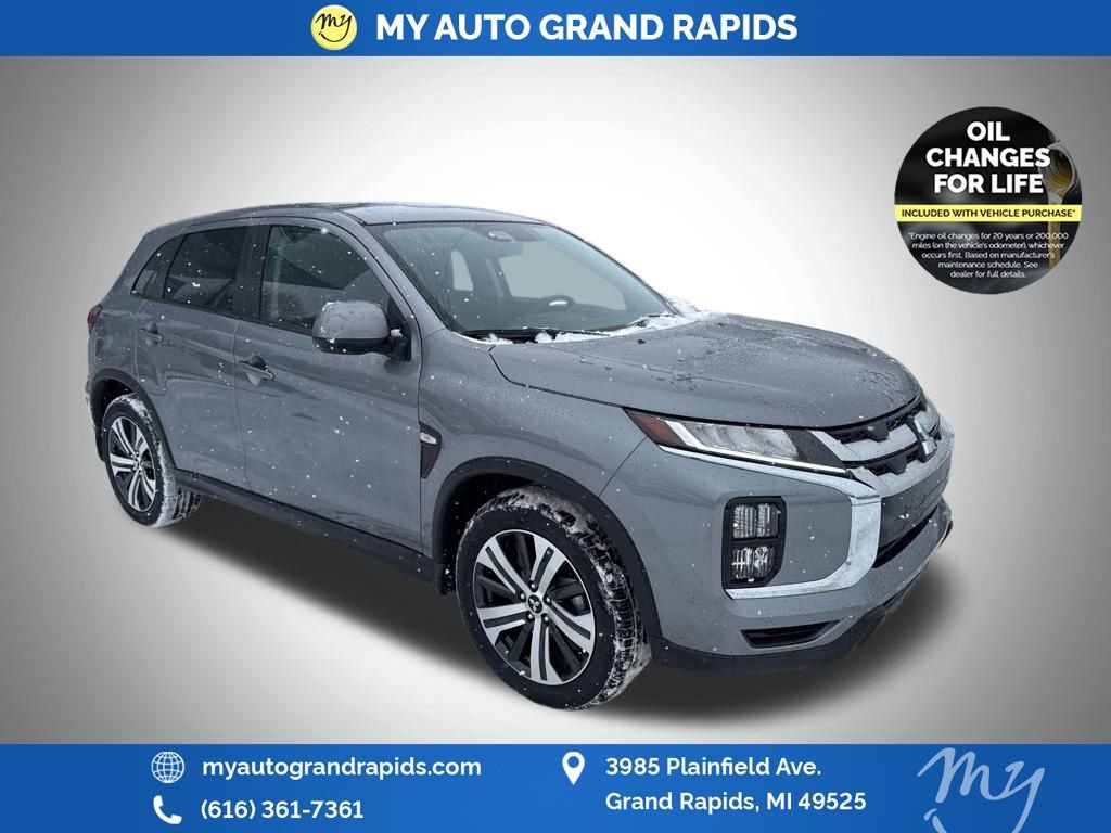 Used 2025 Mitsubishi Outlander Sport ES image 1