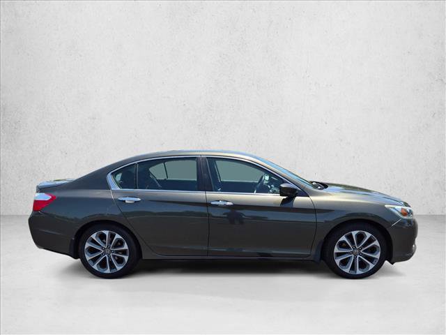 Used 2015 Honda Accord Sport image 4
