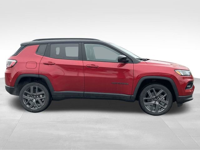 New 2026 Jeep Compass Limited image 8