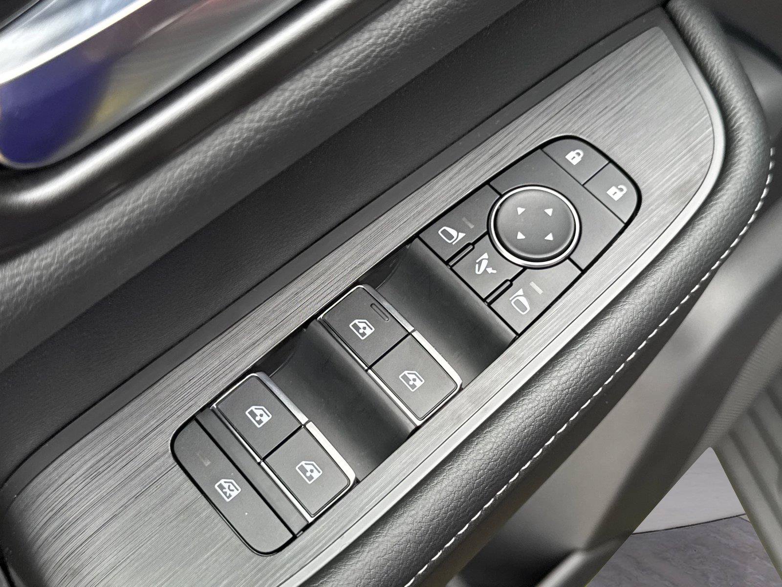 New 2026 Nissan Armada Platinum AWD/4WD image 13