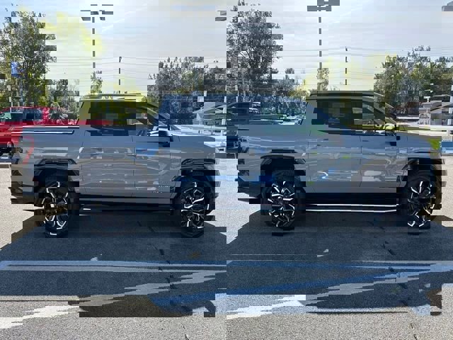 New 2025 GMC Sierra EV Denali image 5